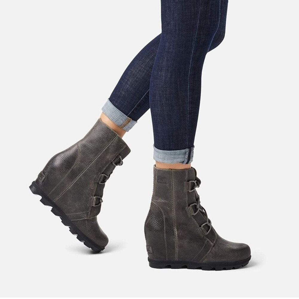 Sorel Joan of Arc Wedge II Boots Quarry Size 9
